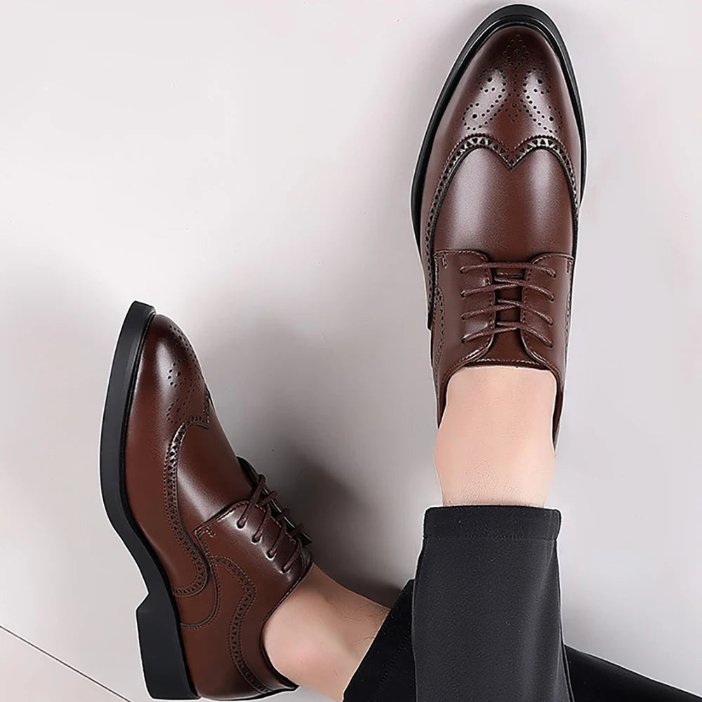 Men's Elegant British Brogue Derby Shoes Lace-Up Patchwork Breathable Formal Dress Shoes Business Wedding Thanksgiving Christmas